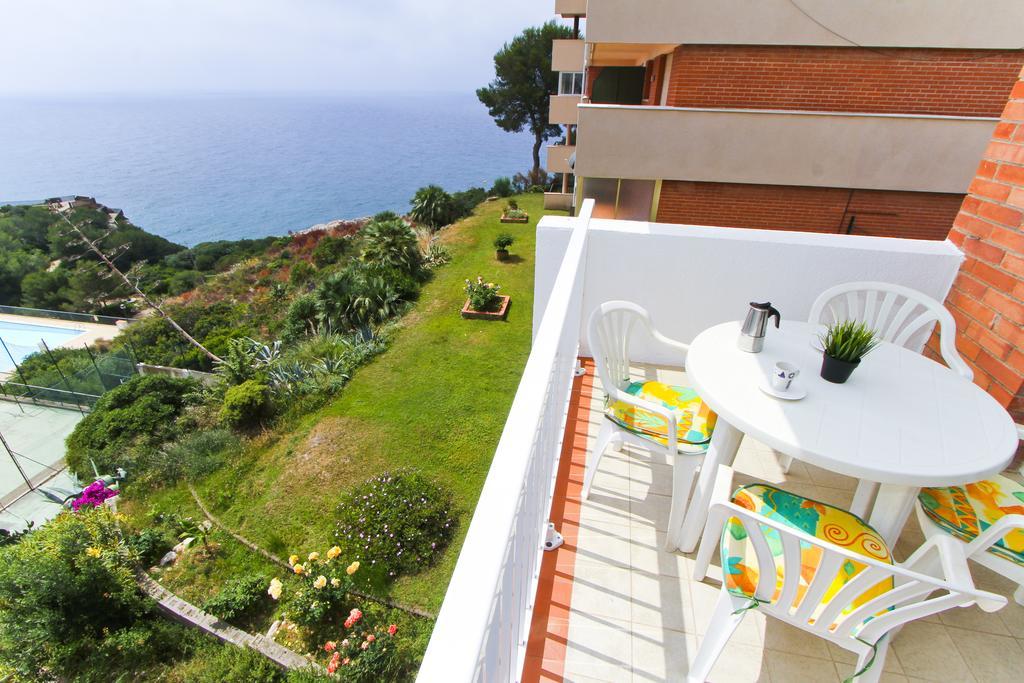 Cabo Menor 2 Planet Costa Dorada Apartment Салоу Екстериор снимка